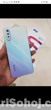 Vivo S1